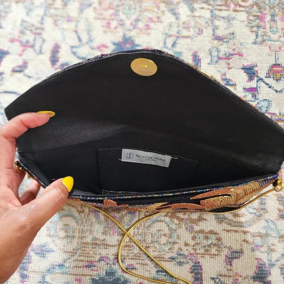 Ricki Designs Black Velvet Beaded Floral Design Snap Front Purse Crossbody - Picture 4 of 16